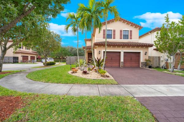 Sonoma At The Vineyards, 744 SE 33rd Ter, Homestead, Florida 33033, image 1