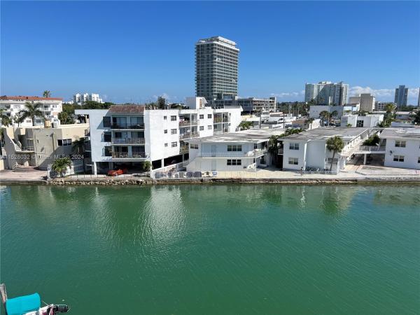 Nautico Bay Club, 6937 E Bay Dr #506, Miami Beach, Florida 33141, image 3