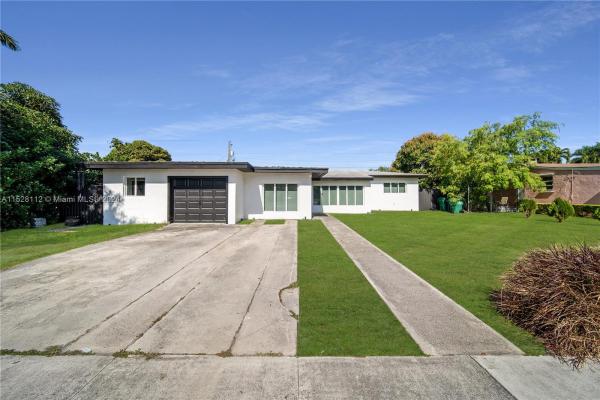 South Coral Homes, 9525 Jamaica Dr, Cutler Bay, Florida 33189, image 3