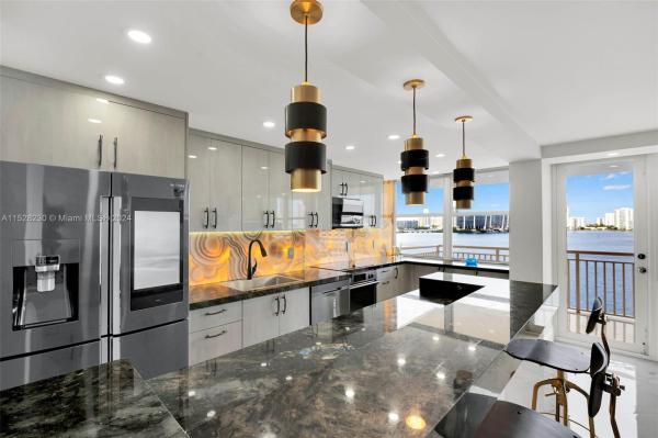 Winston Towers 200, 251 174th St #818, Sunny Isles Beach, Florida 33160, image 3