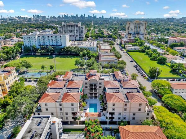 Village Park, 1650 Galiano St #304, Coral Gables, Florida 33134, image 2
