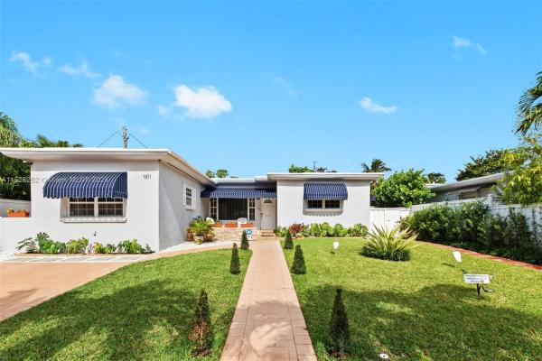 Isle Of Normandy Trouville, 1611 71st St, Miami Beach, Florida 33141, image 1