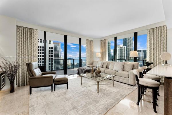 Reach Brickell City Centre, 68 SE 6th St #2401, Miami, Florida 33131, image 1