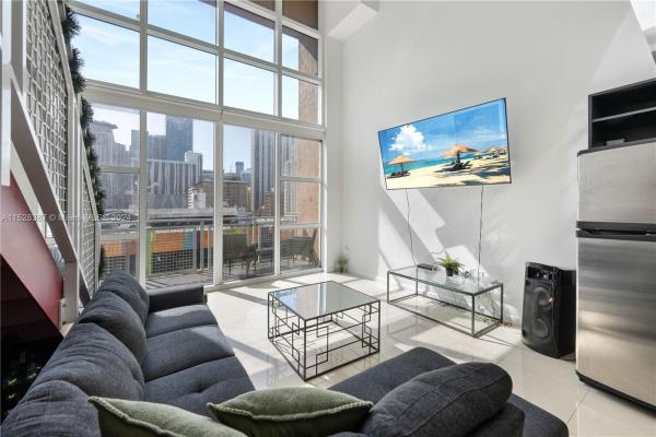 Vizcayne South, 253 NE 2nd St #612, Miami, Florida 33132, image 3