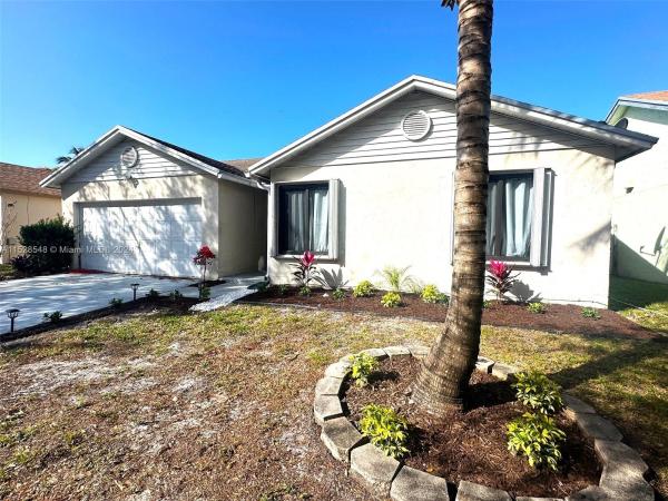 Cinnamon Ridge Estates At Honeywoods, 1020 SW 87th Ter, Pembroke Pines, Florida 33025, image 1