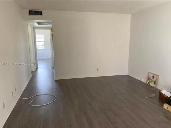 Mansfield At Century Village, 584 N Mansfield #N, Boca Raton, Florida 33434, image 2