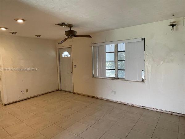Hollywood Heights Estates, 6437 Funston St, Hollywood, Florida 33023, image 3