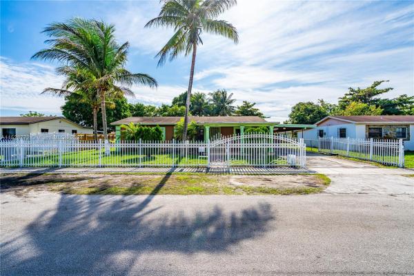 Entin Estates, 2420 NW 176th Ter, Miami Gardens, Florida 33056, image 1