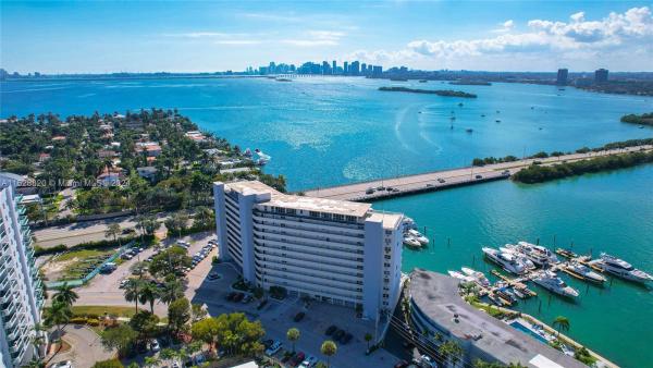 Bayshore Yacht & Tennis Club, 7904 West Dr #501, North Bay Village, Florida 33141, image 2