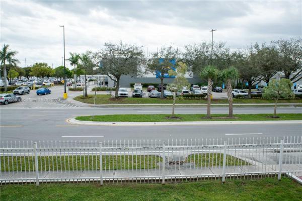 New World, 301 NW 177th St #202, Miami Gardens, Florida 33169, image 3