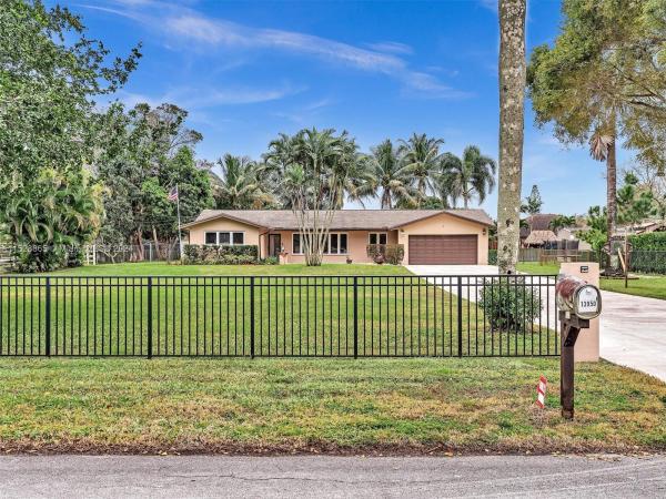 Oak Hill, 13950 SW 22nd Pl, Davie, Florida 33325, image 3
