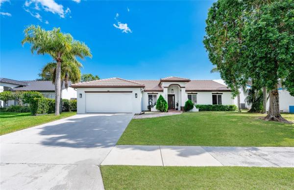 Munne Royal Homes, 19921 Cutler Ct, Cutler Bay, Florida 33189, image 1