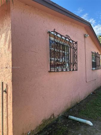 McClure Manors, 1180 NW 9th St, Homestead, Florida 33030, image 2
