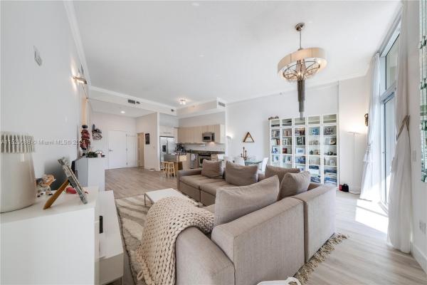 The Meridian, 2001 Meridian Ave #422, Miami Beach, Florida 33139, image 1