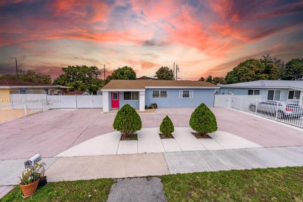 Myrtle Grove, 2821 NW 171st Ter, Miami Gardens, Florida 33056, image 2