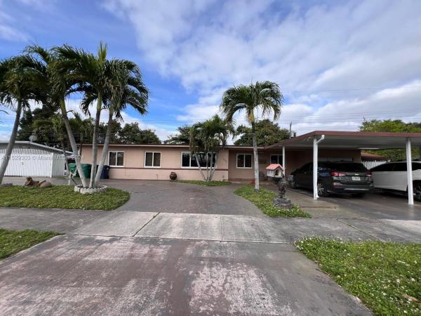 Lee Homes, 3300 SW 97th Ct, University Park, Florida 33165, image 1