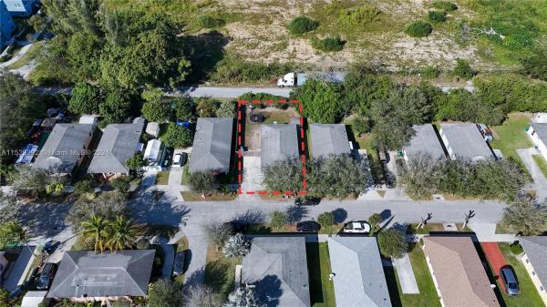 Jordan Commons, 12961 SW 242nd Ter, Princeton, Florida 33032, image 2