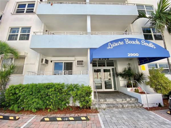 Leisure Beach South, 2900 Banyan St #104, Fort Lauderdale, Florida 33316, image 1