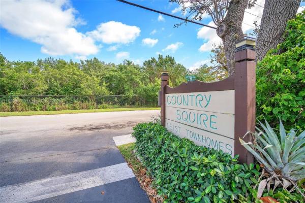 Country Squire, 184 NE 6th Ct, Dania Beach, Florida 33004, image 3