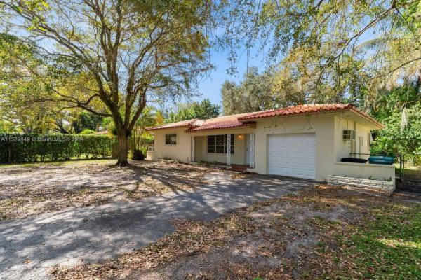 Biscayne Park Estates, 11908 NE 5th Ave, Biscayne Park, Florida 33161, image 2