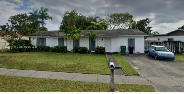 Fairway Estates, 10840 SW 156th St, Kendall, Florida 33157, image 1