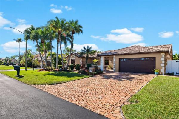 Hawkes Bluff, 5301 King Arthur Ave, Davie, Florida 33331, image 3