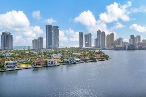 Mystic Pointe Tower 200, 19101 Mystic Pointe Dr #1501, Aventura, Florida 33180, image 2