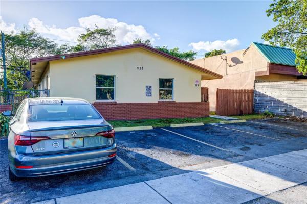 Progresso Village, 929 NW 3rd Ave, Fort Lauderdale, Florida 33311, image 1