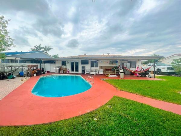 Princetonian, 25315 SW 124th Ct, Princeton, Florida 33032, image 1