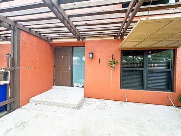 Villas East, Pembroke Pines, Florida 33026, image 1
