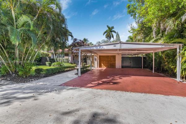 Griffing Biscayne Park Estates, 11800 NE 8th Ave, Biscayne Park, Florida 33161, image 3