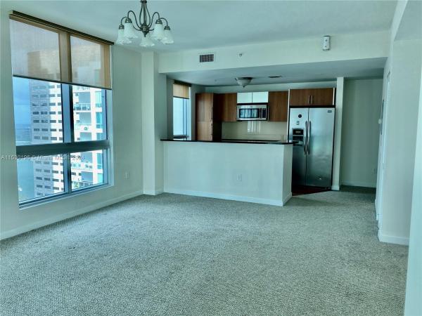Met 1, 300 S Biscayne Blvd #3501, Miami, Florida 33131, image 2