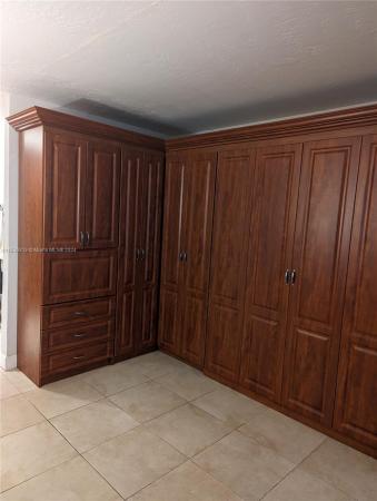 Helen Mar, 2445 Lake Pancoast Dr #4, Miami Beach, Florida 33140, image 3