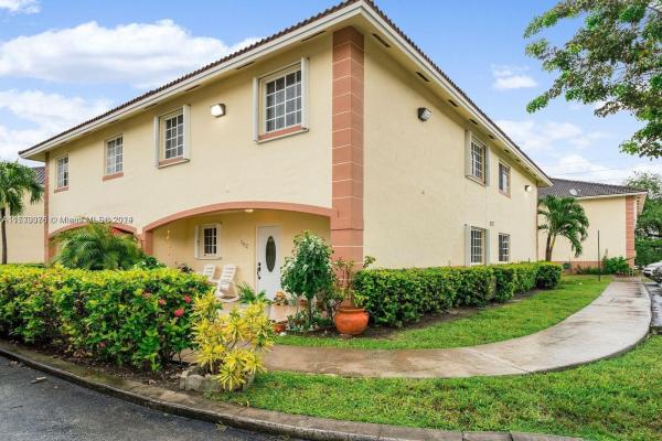 Marquis Villas, 6757 NW 182nd St #102, Country Club, Florida 33015, image 1