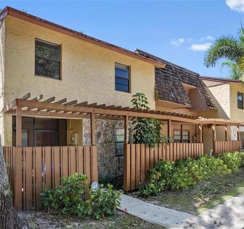 Villas Of Plantation, 7862 NW 12th St #7862, Plantation, Florida 33322, image 1