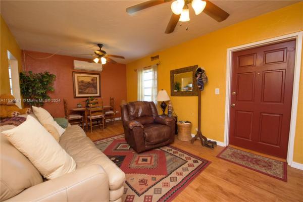 Leisure City Residential, 14810 Fillmore Ln, Leisure City, Florida 33033, image 3