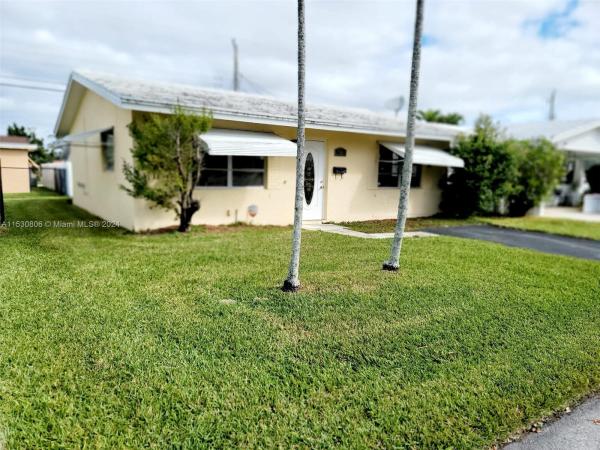 Tamarac Lakes North, 2711 NW 53rd St #2711, Tamarac, Florida 33309, image 1