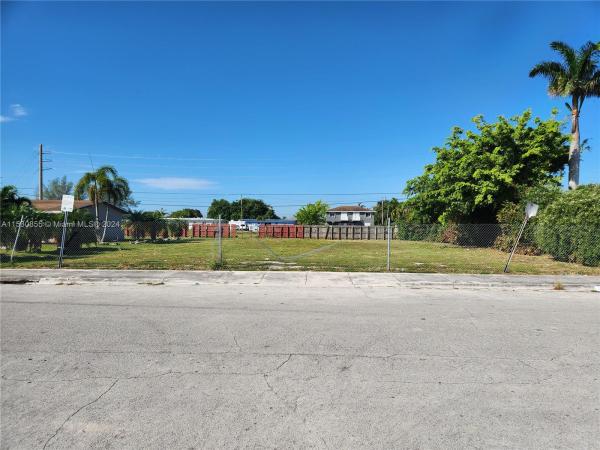 Bunchville, 22232 SW 116th Ave, Goulds, Florida 33170, image 3