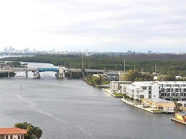 Winston Towers 500, 301 174th St #1805, Sunny Isles Beach, Florida 33160, image 3