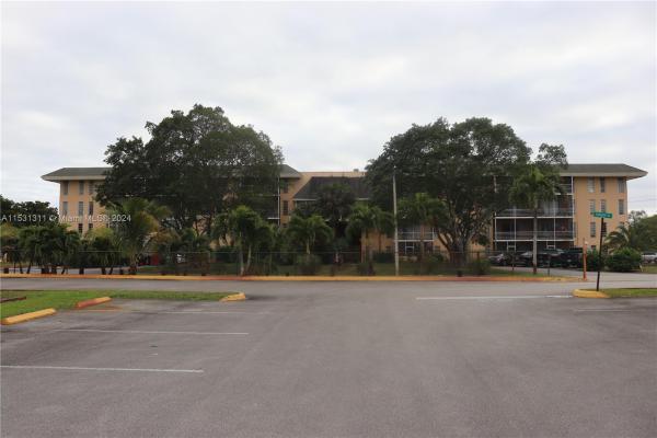 Town Square, 4848 NW 24th Ct #203, Lauderdale Lakes, Florida 33313, image 1