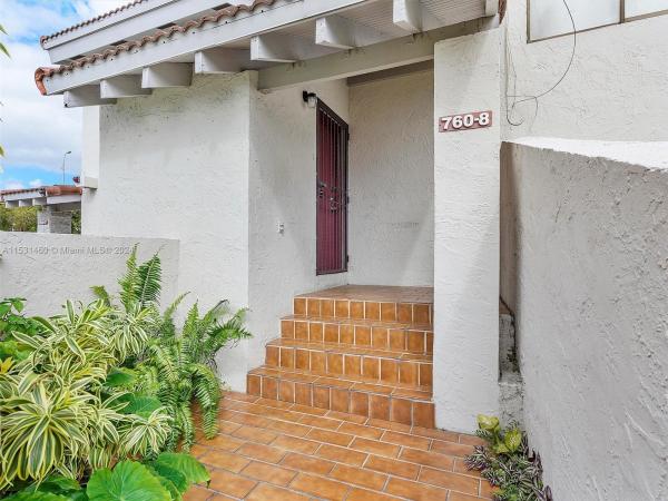 La Arboleda 2, 760 NW 106th Ave #8B4-2, Fountainebleau, Florida 33172, image 3