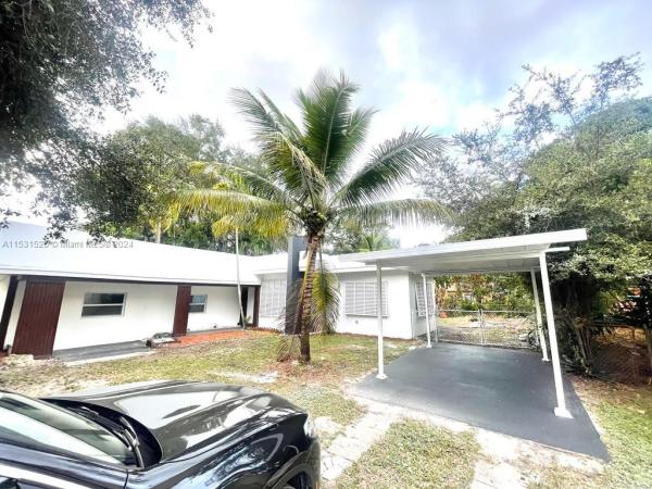 Pleasant Village, 631 NE 159 St #, Golden Glades, Florida 33162, image 1