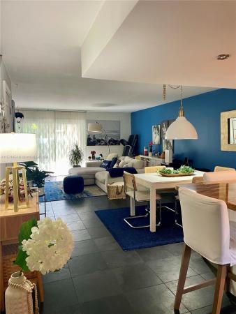 The Villas Of Amberwood, 9932 NW 41st St #17-2, Doral, Florida 33178, image 1