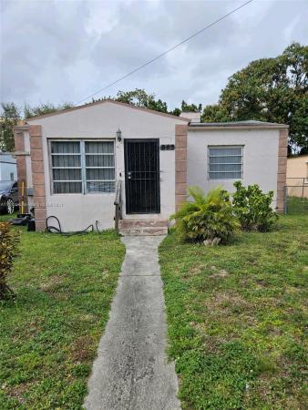 Rick Manor, 945 NW 53rd St, Miami, Florida 33127, image 1