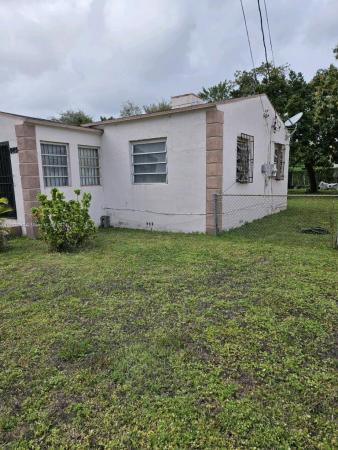 Rick Manor, 945 NW 53rd St, Miami, Florida 33127, image 3