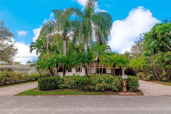 Grigsby Manor, 6610 SW 77th Ter, South Miami, Florida 33143, image 3