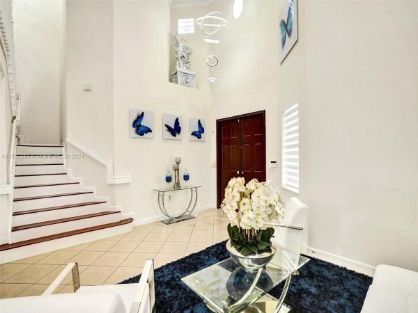 6662 SW 166th Ct, Unincorporated Dade County, Florida 33193, image 1
