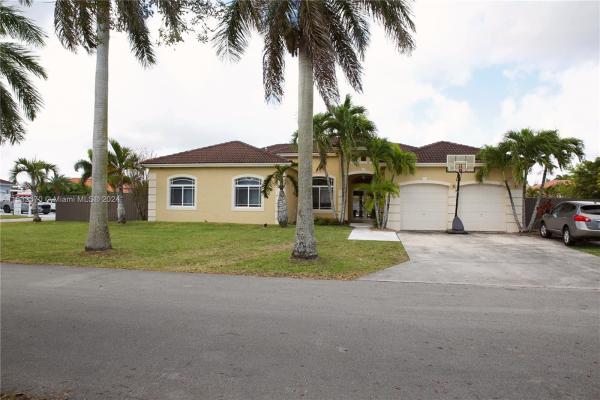 21332 SW 129th Ct, Unincorporated Dade County, Florida 33177, image 2