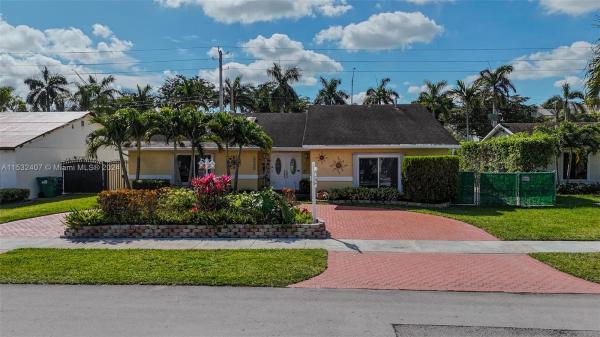 Winston Park, 13216 SW 87th Ter, Kendale Lakes, Florida 33183, image 1