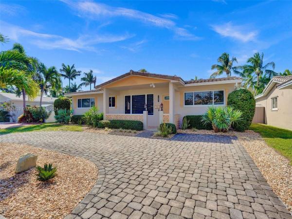 Country Club Homes, 1106 N 13th Ave, Hollywood, Florida 33019, image 3